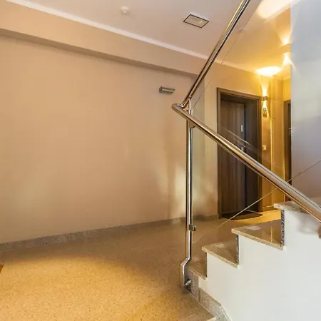 Kolorowe Balkony - Sloneczny Apartament W Miedzyzdrojach By Noclegi Renters Мендзиздроє Екстер'єр фото